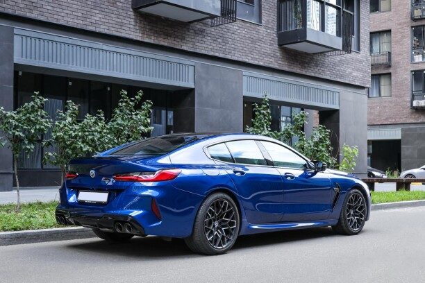 BMW M8 2022 — 5