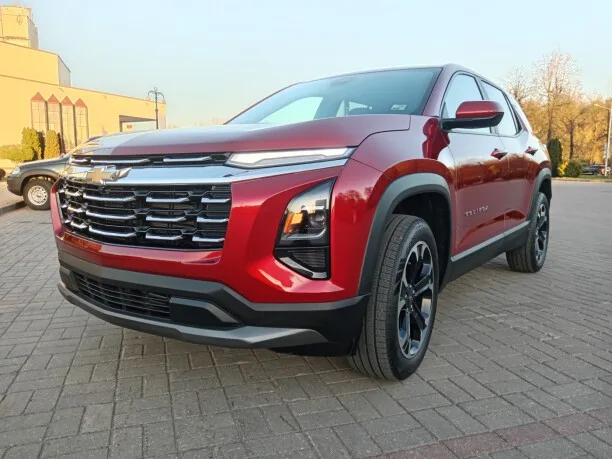 Chevrolet Equinox 2024 — фото 1, купить с доставкой в Москву