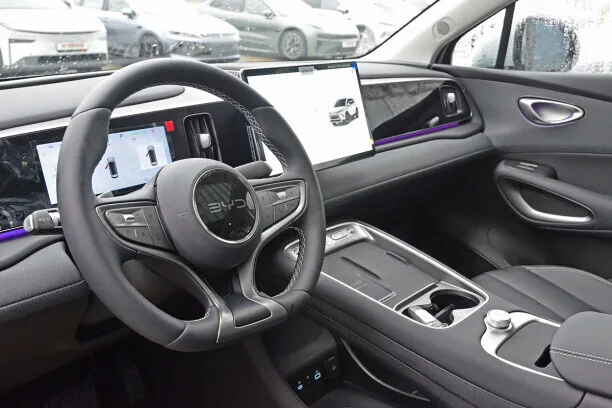 BYD Sea Lion 05 EV 2025 — миниатюра 3