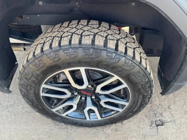 GMC Sierra 2024 — миниатюра 3