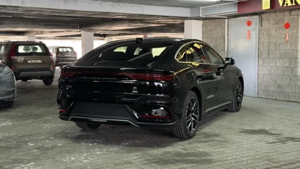 BYD Han 2025 — миниатюра 2