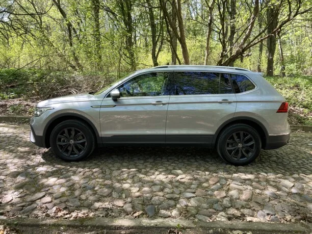 Volkswagen Tiguan Allspace 2024 — миниатюра 5