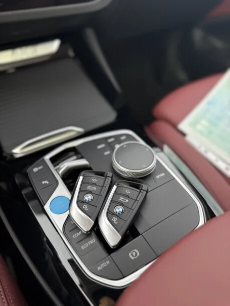 BMW iX3 2024 — миниатюра 5