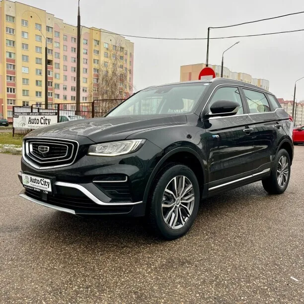 Geely Atlas Pro 2023 — фото 1, купить с доставкой в Москву