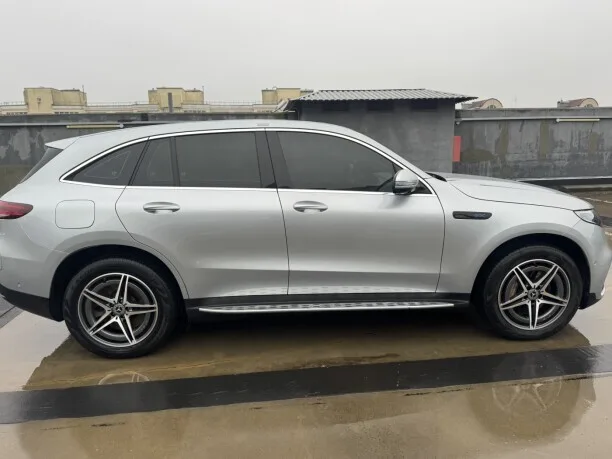 Mercedes-Benz EQC 2022 — миниатюра 2
