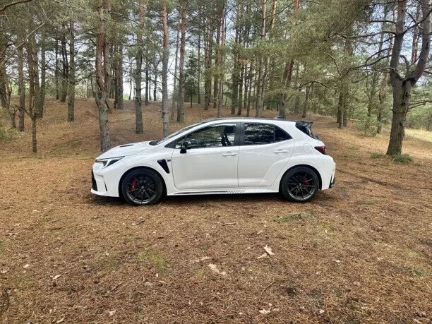 Toyota Corolla GR 2024 — миниатюра 4