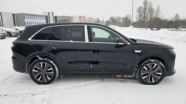 Li Auto L6 2025 — миниатюра 4