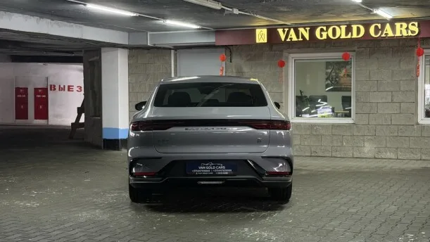 BYD Han 2025 — миниатюра 2