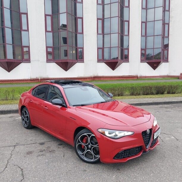 Alfa Romeo Giulia 2023 — 2