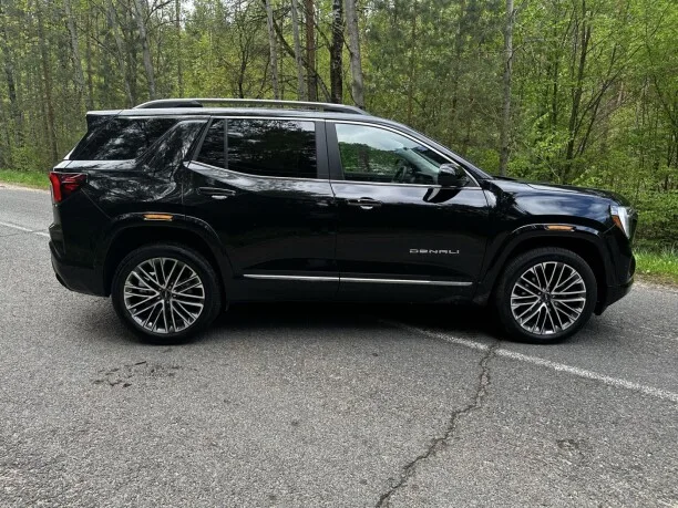 GMC Terrain 2025 — миниатюра 4