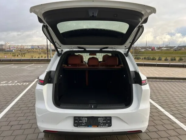 Li Auto L6 2024 — миниатюра 3