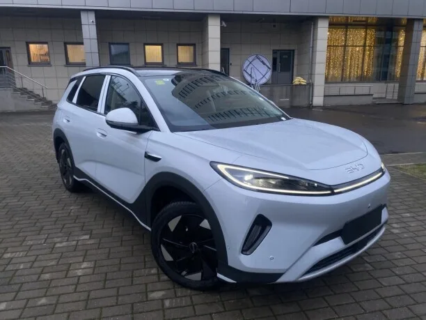 BYD Sea Lion 05 EV 2025 — миниатюра 3