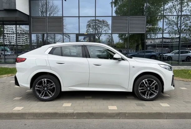 BMW X2 2024 — миниатюра 3