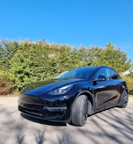 Tesla Model Y 2022 — миниатюра 4