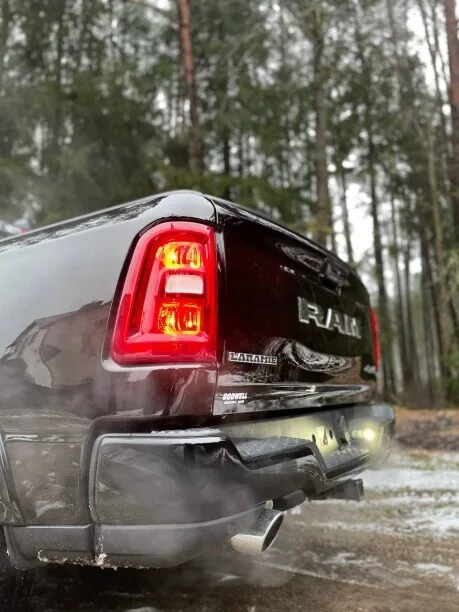 RAM 1500 2023 — миниатюра 2