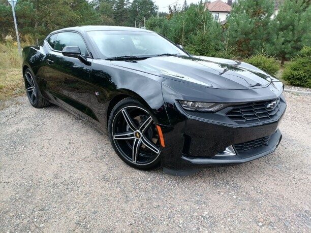 Chevrolet Camaro 2022 — 2