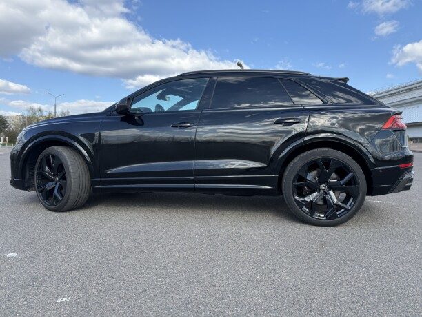 Audi RS Q8 2023 — 4