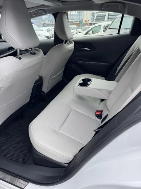 Toyota Prius 2024 — миниатюра 4
