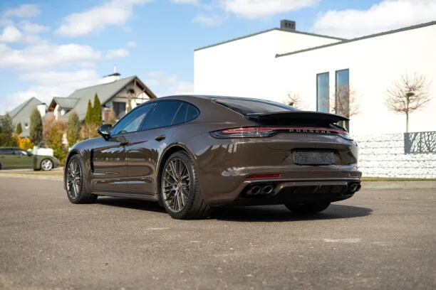 Porsche Panamera 2022 — миниатюра 4
