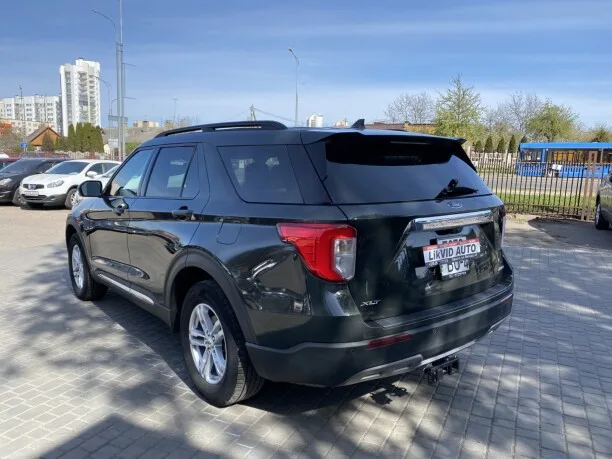 Ford Explorer 2022 — миниатюра 2