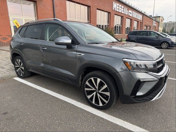 Volkswagen Taos 2022 — 4
