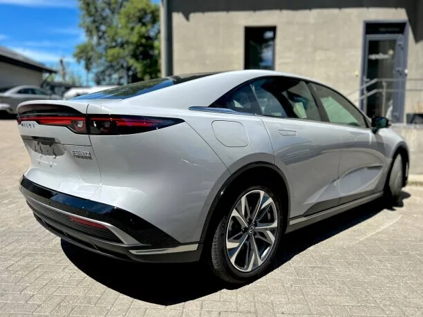 Mazda EZ-6 2025 — миниатюра 5
