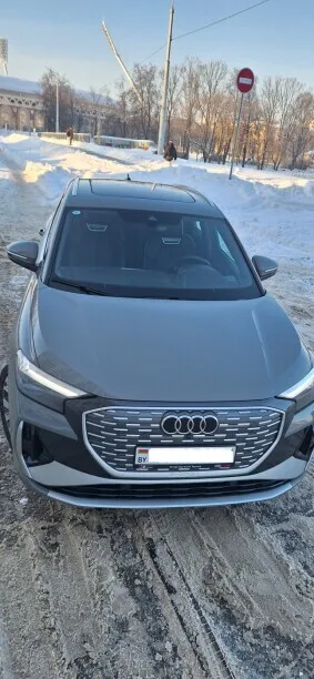 Audi Q4 e-tron 2025 — фото 1, купить с доставкой в Москву