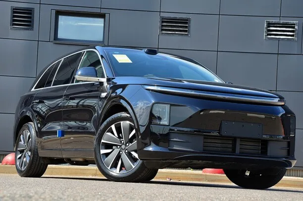 Li Auto L6 2025 — миниатюра 2