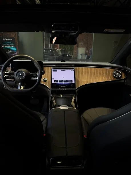 Mercedes-Benz EQE 2024 — миниатюра 3
