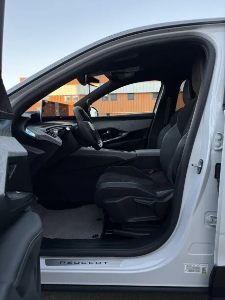 Peugeot 3008 2024 — миниатюра 3