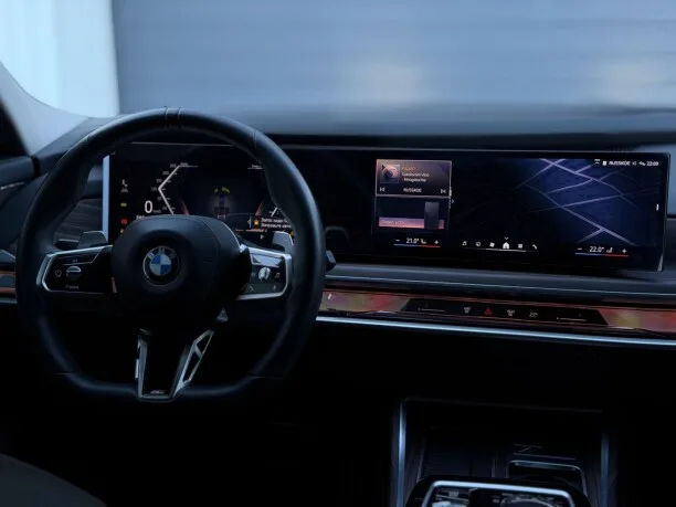 BMW 7 серия 2022 — миниатюра 3