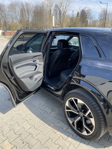 Audi e-tron S 2022 — 3
