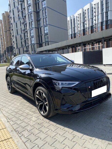Audi e-tron S 2022