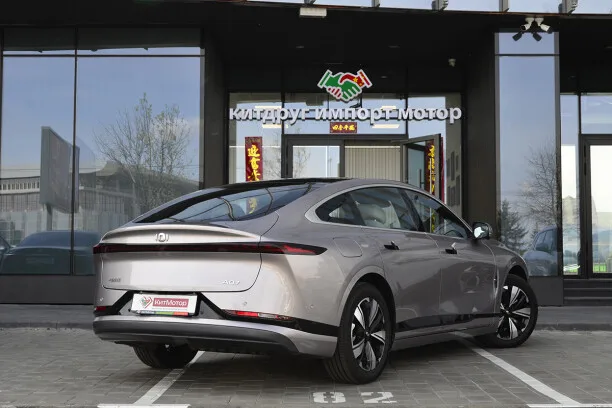 Changan Qiyuan A07 2025 — миниатюра 4