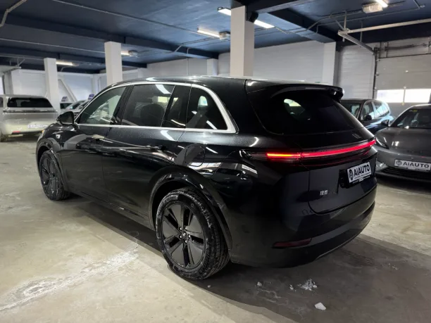 Li Auto L7 2024 — миниатюра 5