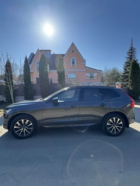 Volvo XC60 2025 — миниатюра 4