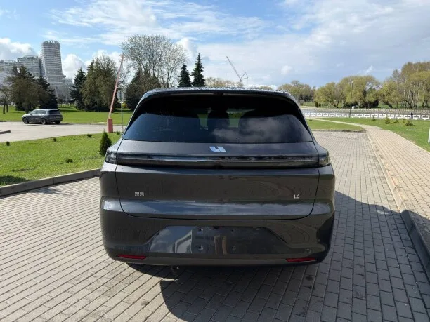 Li Auto L6 2025 — миниатюра 4