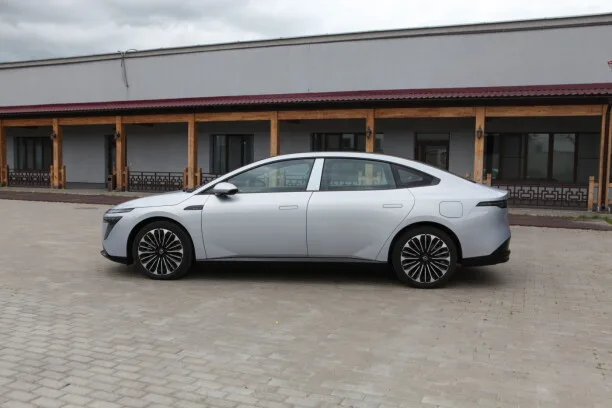 Nissan N7 2025 — миниатюра 2