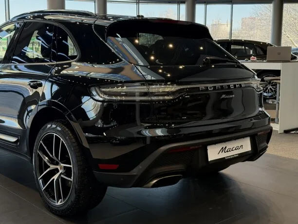 Porsche Macan 2024 — миниатюра 3