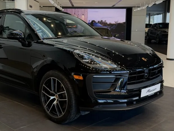 Porsche Macan 2024 — миниатюра 4