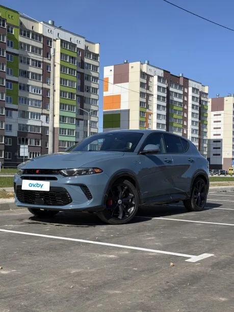 Dodge Hornet 2023 — фото 1, купить с доставкой в Москву