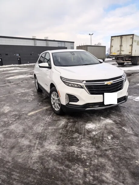 Chevrolet Equinox 2022 — фото 1, купить с доставкой в Москву