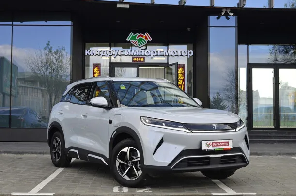 BYD Yuan Up 2025 — фото 1, купить с доставкой в Москву