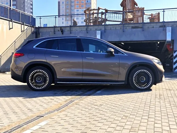 Mercedes-Benz EQE SUV 2023 — миниатюра 3