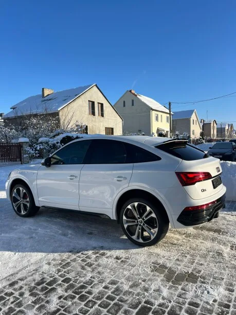 Audi Q5 Sportback 2023 — миниатюра 5