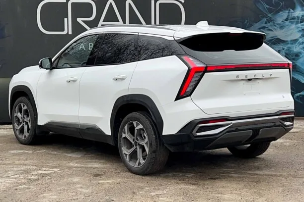 Geely Boyue L 2024 — миниатюра 2