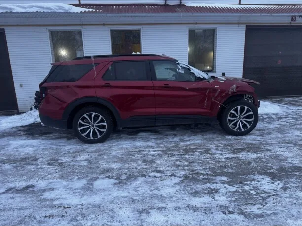Ford Explorer 2024 — миниатюра 2