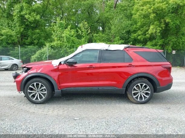 Ford Explorer 2024 — миниатюра 4