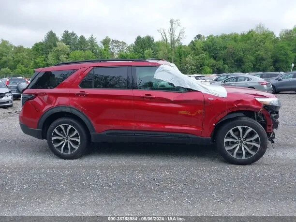Ford Explorer 2024 — миниатюра 5