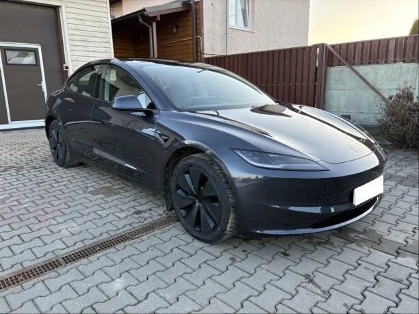 Tesla Model 3 2025 — миниатюра 4